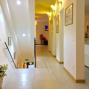 Buon Centro - - Self Check-in Hotel